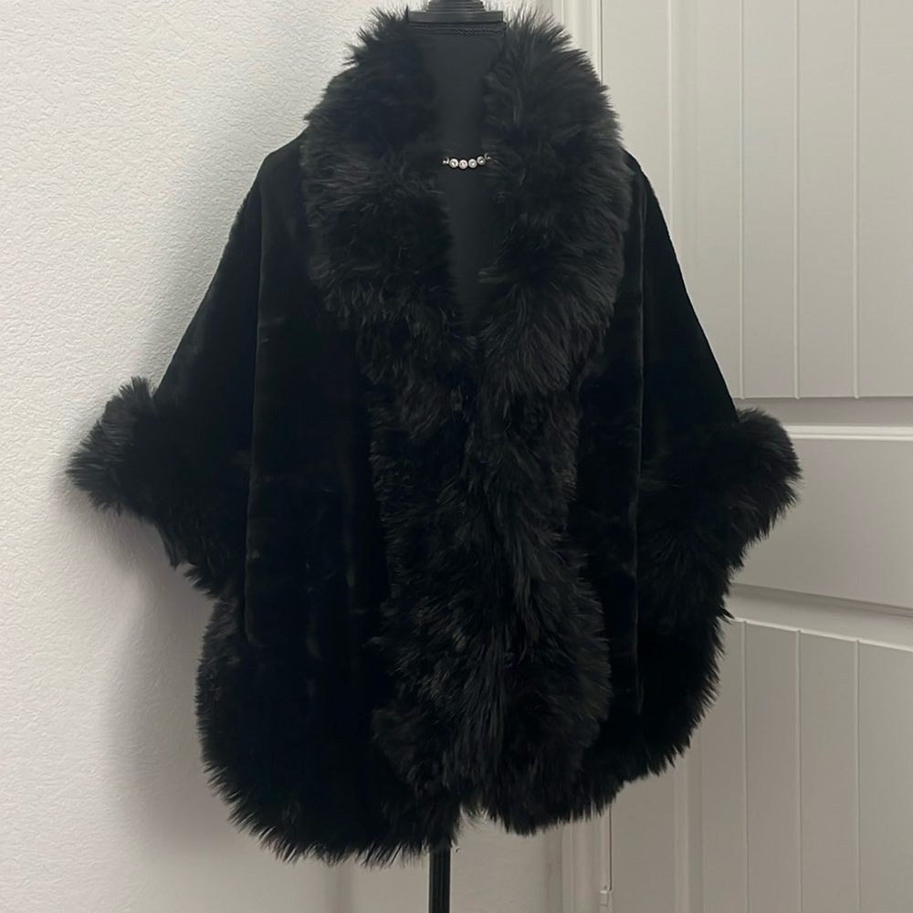 Faux fur Shawl